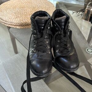 Gentle Souls comfy hiking boots